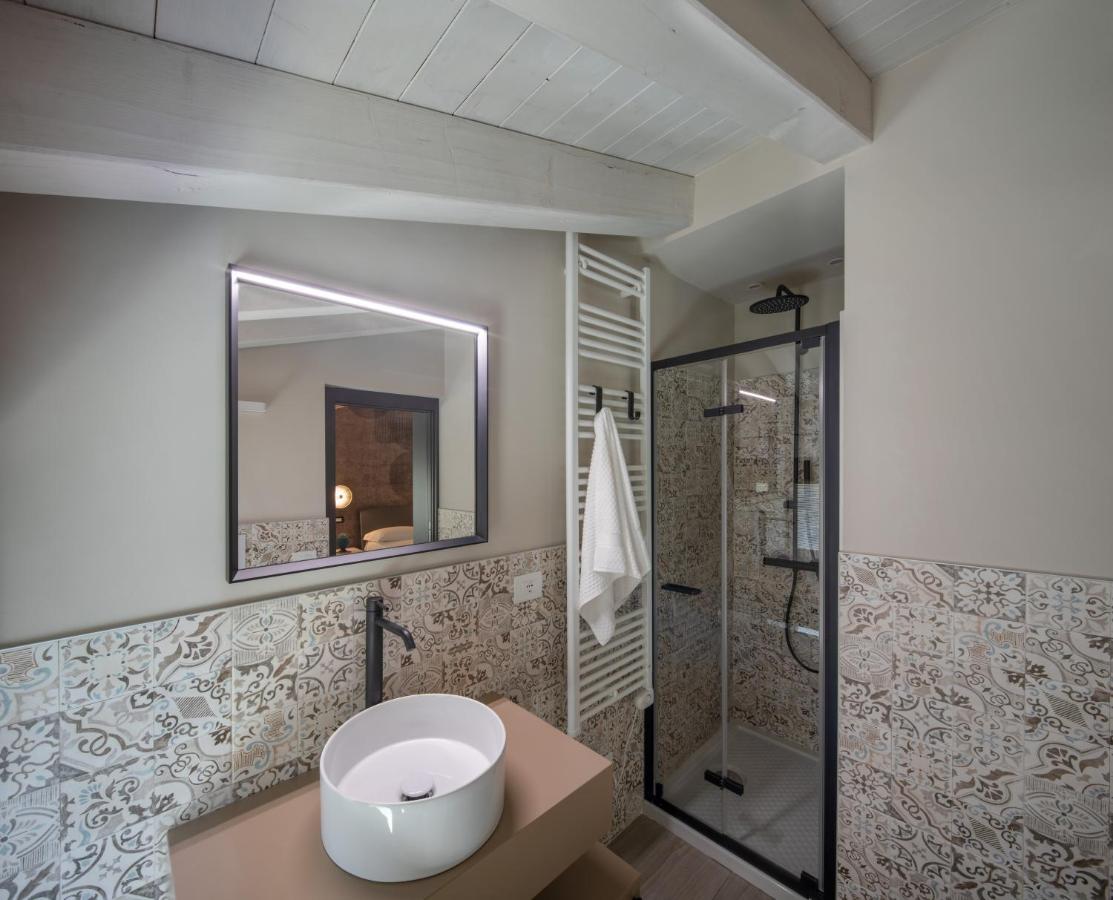 Monte Isola - Decio Rooms Exterior foto